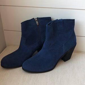 Vince Camuto Mesh Booties